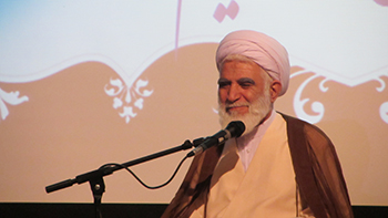 دکتر روحانی ولایتمداری خود را به اثبات رسانده است