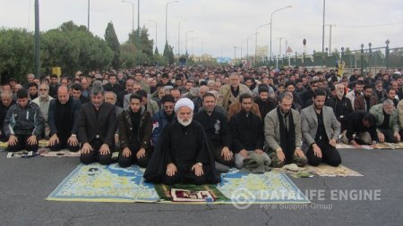 اقامه نماز ظهر عاشورا در صدها نقطه از استان سمنان
