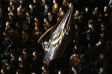 تجمع عظیم مردم سمنان در شام غریبان اباعبدالله الحسین(ع)