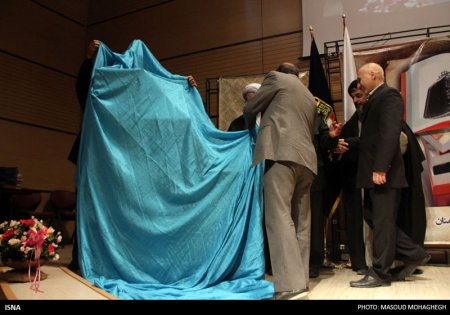 /گزارش تصويري/ مراسم رونمايي از 20 عنوان كتاب دفاع مقدس در سمنان