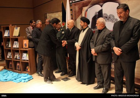 /گزارش تصويري/ مراسم رونمايي از 20 عنوان كتاب دفاع مقدس در سمنان