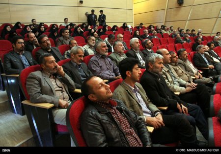 /گزارش تصويري/ مراسم رونمايي از 20 عنوان كتاب دفاع مقدس در سمنان