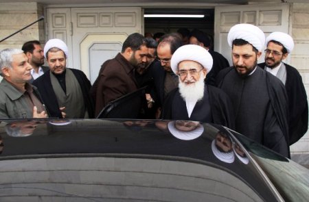 گذارش تصویری از سومین همایش مهدویت و انتظار با حضور آیت الله نوری همدانی