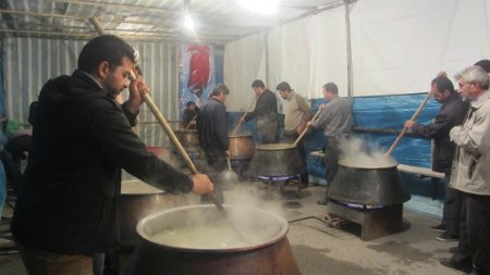 پخت حلیم نذری، سنت دیرینه مردم سمنان