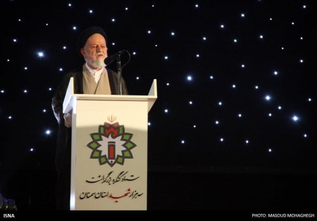 نماينده ولي فقيه در استان سمنان: خداوند با شهدا بی پرده و خودمانی سخن می‌گوید