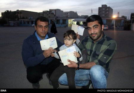 انتخابات دهمین دوره مجلس شورای اسلامی و پنجمین دوره مجلس خبرگان(تصویر)