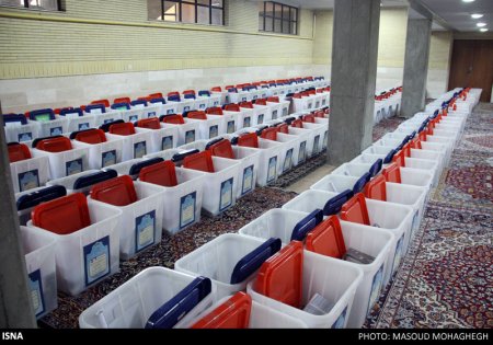 انتخابات دهمین دوره مجلس شورای اسلامی و پنجمین دوره مجلس خبرگان به روایت تصویر